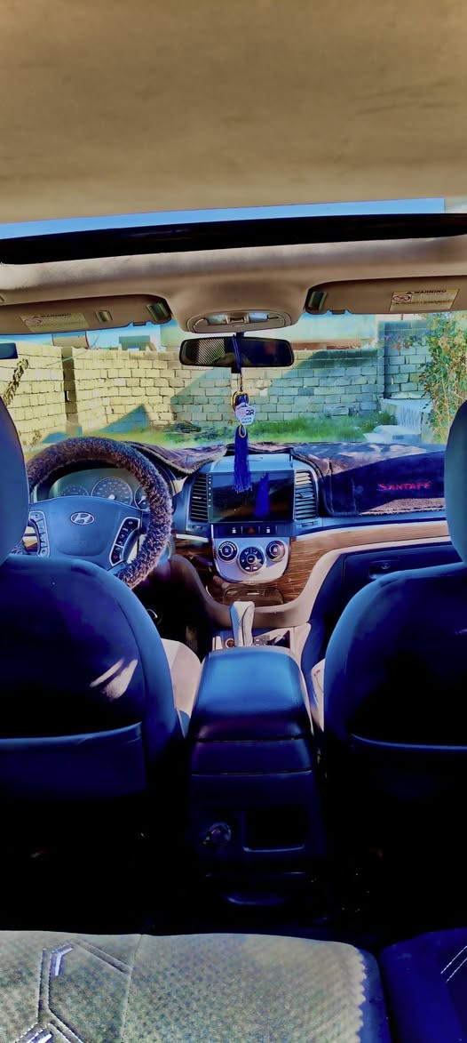 سلام عليكم. سنتافي البيع. ترهم مراوس ب كورلا او انتره. سياره موديل 10 محرك 6 لا صرف ولا نفخ ولا مفتوح كير ايضآ كذلاك. فتحه بل سقف. سياره فول من عده بصمه. ب اسمي. هزه جديده سنويه 31.  سياره بيها ضرر ربع قطع بدون داخل شرط ال داخل وضع شركه.   سياره امريكي. . تصل ودال. ***********.🫡
