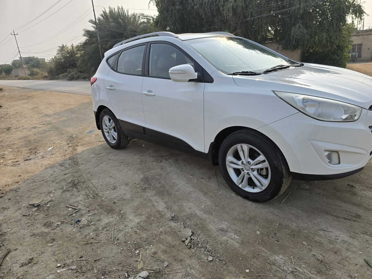 💐
توسان خليجي 2013
ابيض
محرك 2000
ماشیه 175 الف
مكفولة باستثناء كارتات 2 صغار كد جف 
مكلف بالنشر رقم صاحب السيارة 
***********  
مكان السيارة نجف مشخاب 
السعر 140 بيه مجال بسيط حك جيه
