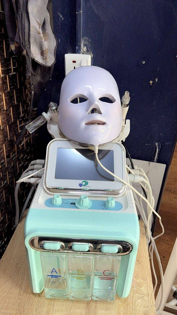 جهاز تنظيف بشره مابيها اي عيب  اخو جديد 
سعر 275


**إذا كنت صاحب هذا الإعلان وتريد حذفه لأي سبب، رجاءا أرسل رسالة إلى الدعم الفني**