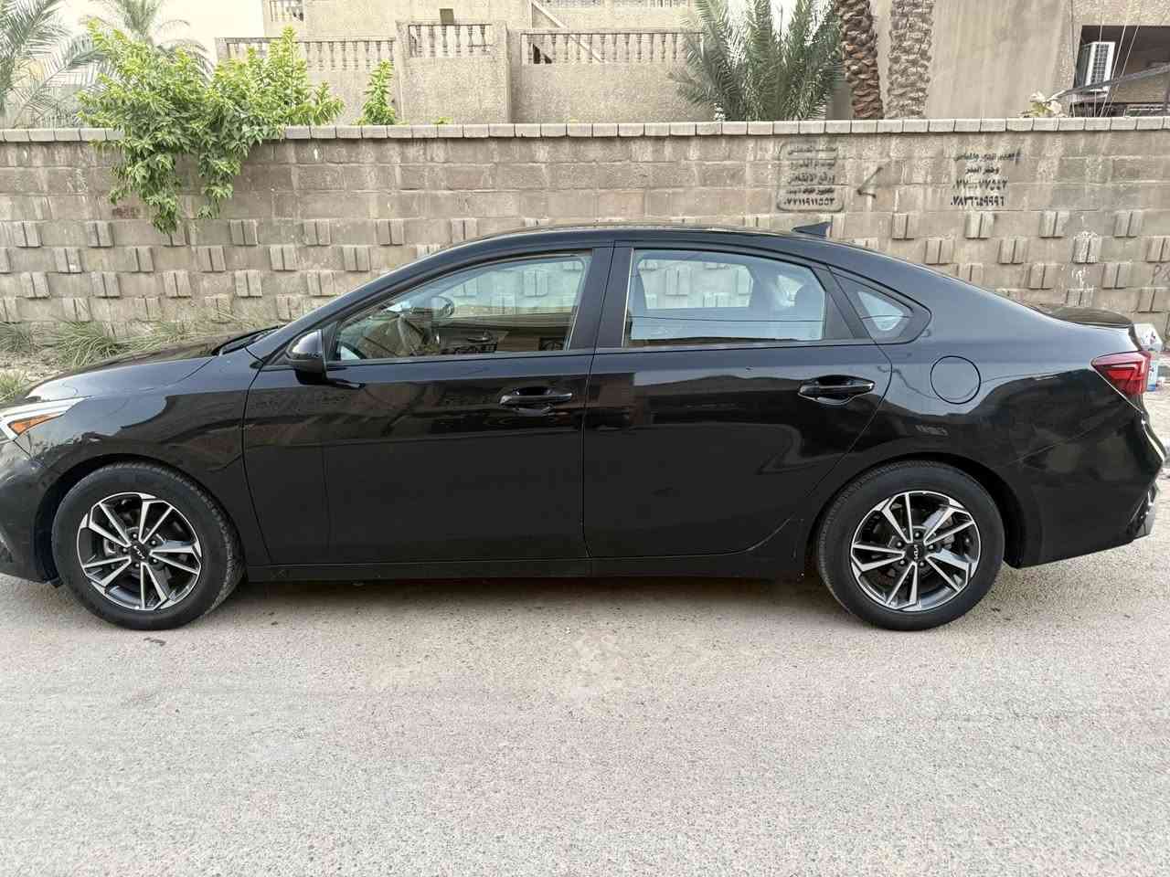 فورتي ٢٢ رقم اربيل بأسمي
ماشية 57 الف ميل
اخت الجديدة ونضيفة كلش
جاهزة من كل النواحي
حادثهه بنيد فقط وشويه من جاملغ ( ليبل واحد ) ( صبغ بابين كلير من امريكا فقط بدون ضربه )
ايرباك ستيرن فقط وراجع
مانع تصادم امامي
مانع انزلاق
شاشة وكار بلي
مانع انزلاق
كاميرا خلفية بلادي
تحكم ستيرن كامل
ويل كب بلادي
مكاني بغداد / بلديات 
ورقم الهاتف *********** متوفر واتس اب
