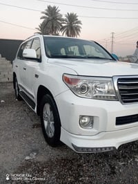 إخوان عندي لاندكروز ٢٠٠٩ محدثه بس دعاميات ٢٠١٣ البيع السعر ٢٨٠ بيه مجا...