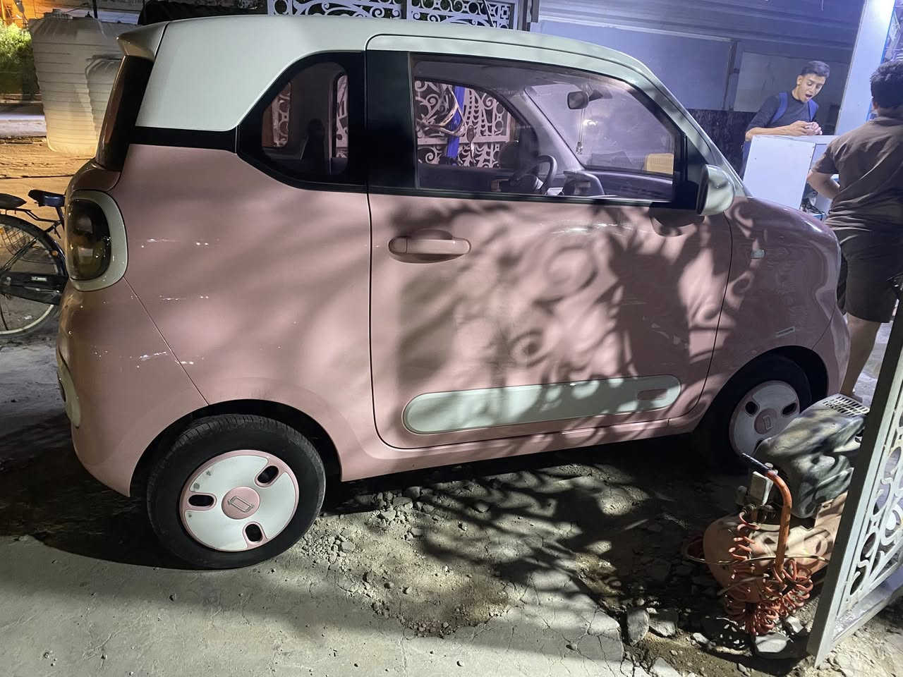 سلام عليكم بوني للبيع حره تحويل مباشر السعر  اتصال مكانها الدوره حي الصحه *********** السياره ماشيه اقل 5 الف فقط
