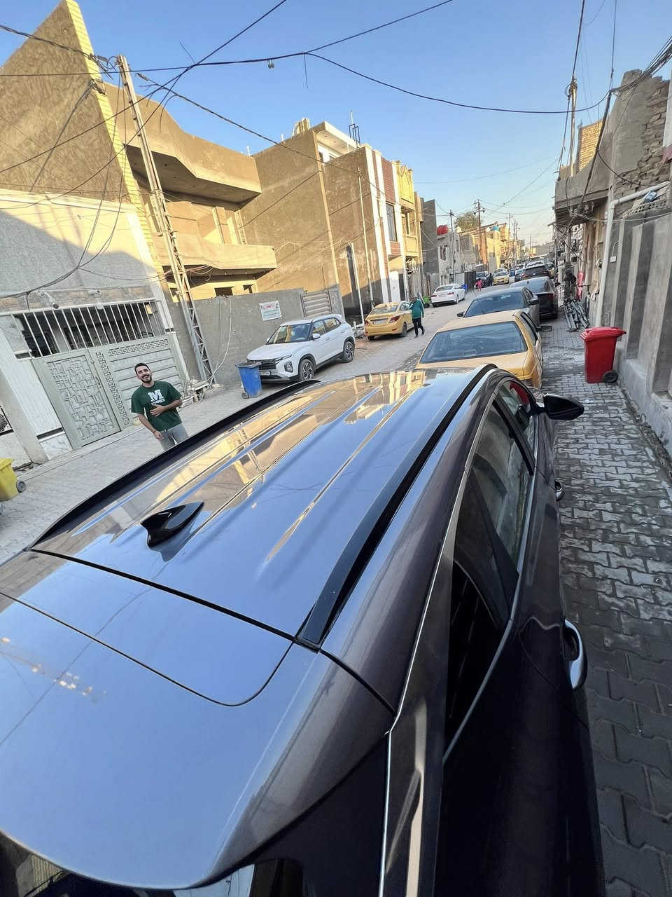 سلام عليكم 
توسان 2024 وارد امريكي 
فول مواصفات عدا الفتحه 
بيها جاملغ السايق وشبر من باب 
السعر 185 وبيها مجال 
رقم بغداد بسمي 
***********
