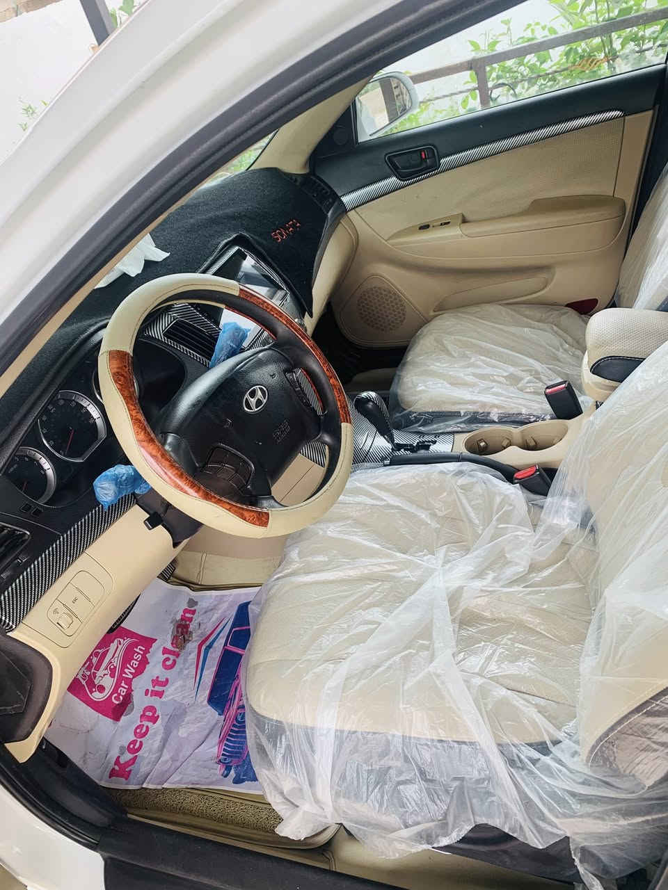 سوناتا 2010
محرك جديد حاويه قبل شهرين مبدلينه

سياره خير من الله نضيفه سونار مرفق بلمنشور

تخم تاير جديد

شاشه 

دوشمه جديده

رقم بغداد دولي 

هزه جديده

سياره بسمي تحويل ثاني يوم
مكانها ديالى 

***********

***********
