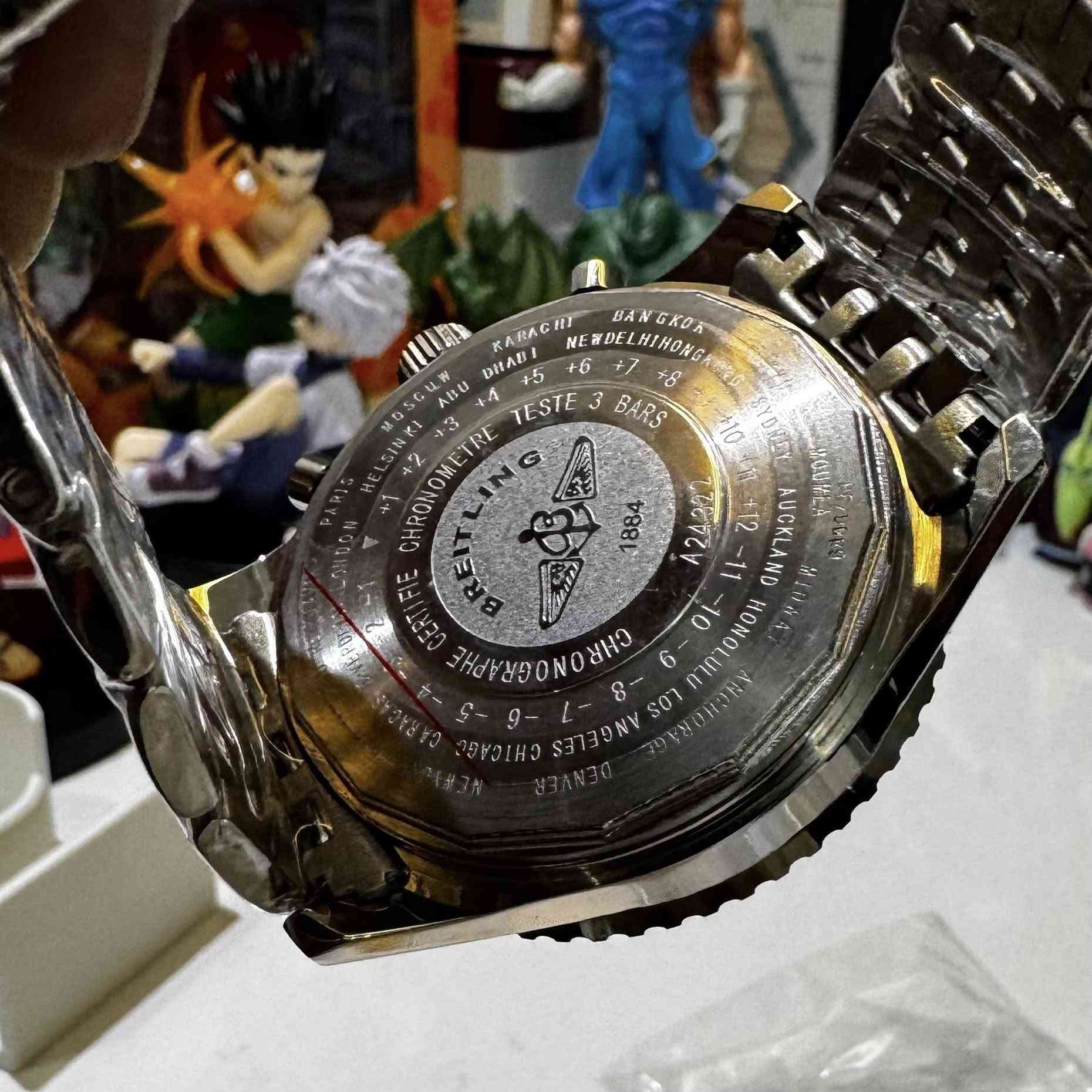 ساعة الطيارين برتلنك اصلي 
مختومة من كل مكان والظهر قصة ثانية
المينة لون البحر و السناتر كلها شغالة الساعة تخبل وبالواقع احلى من الصور
مزاد تجيب سعر تنباع مباشرة
توصيل محافضات متوفر


**إذا كنت صاحب هذا الإعلان وتريد حذفه لأي سبب، رجاءا أرسل رسالة إلى الدعم الفني**