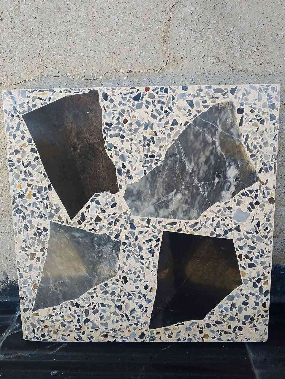 معمل كاشي الإسراء بإدارة ابو حسن لإنتاج كافة أنواع الكاشي ✅.                                                                 مطعم حسب الطلب قياس 40 / 40 ✅                     كاشي رقم 3 ✅.                                                          كاشي رقم 4 ✅.                                                         كاشي رقم 5 ✅.                                                        مواد شرط درجة اولى سمنت سعودي و باحدث المكائن ✅ عنوان موصل جانب الأيمن رقم الهاتف.                                   *********** / ***********
