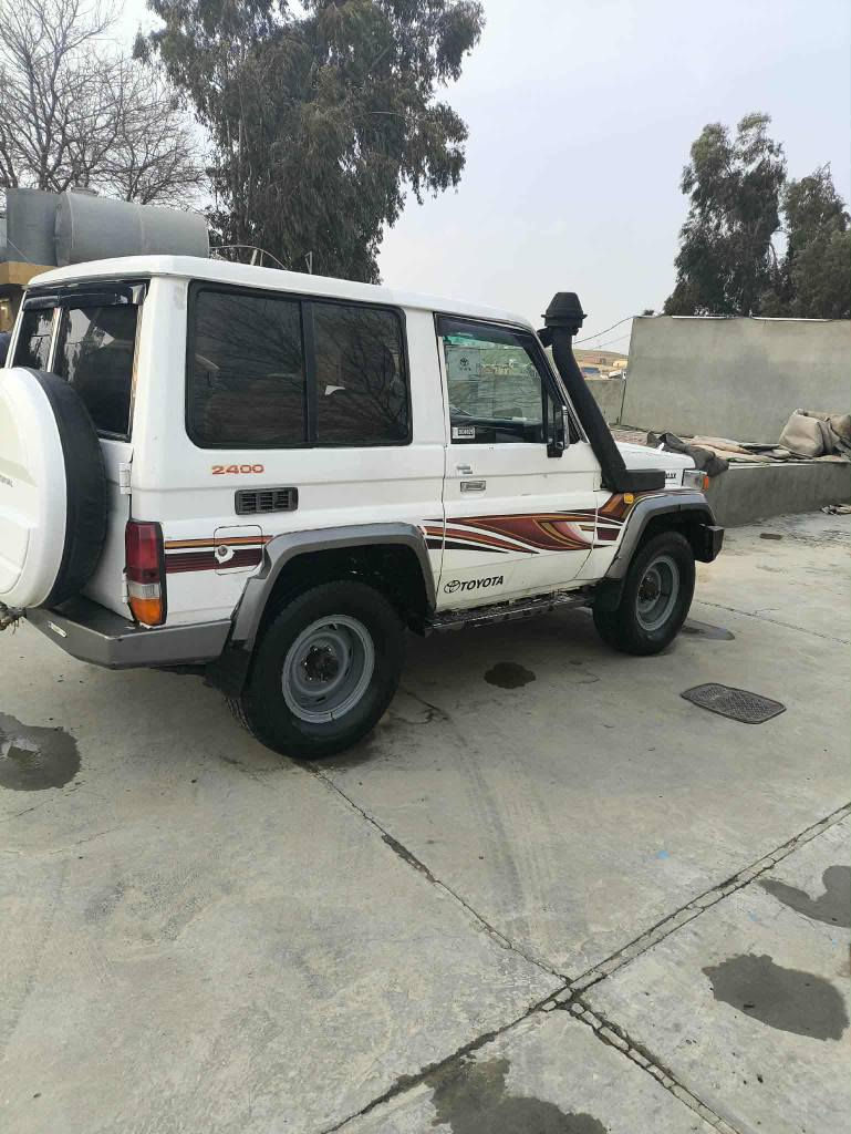 میکزه مینی بوکس مودیل 1996ئارم سلیمانی گیر مه کینه ده بل اکسل به شه رت/ژ م ***********.   /*********** شمشمل, السليمانية
