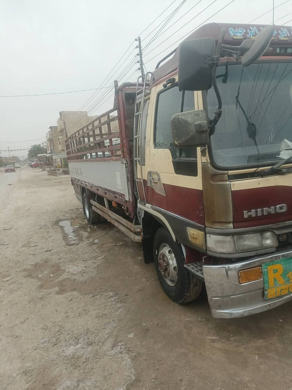 هينو انكر للبيع موديل 2001 الطول سته وربع بلاد الاستفسار على الرقم ***********
