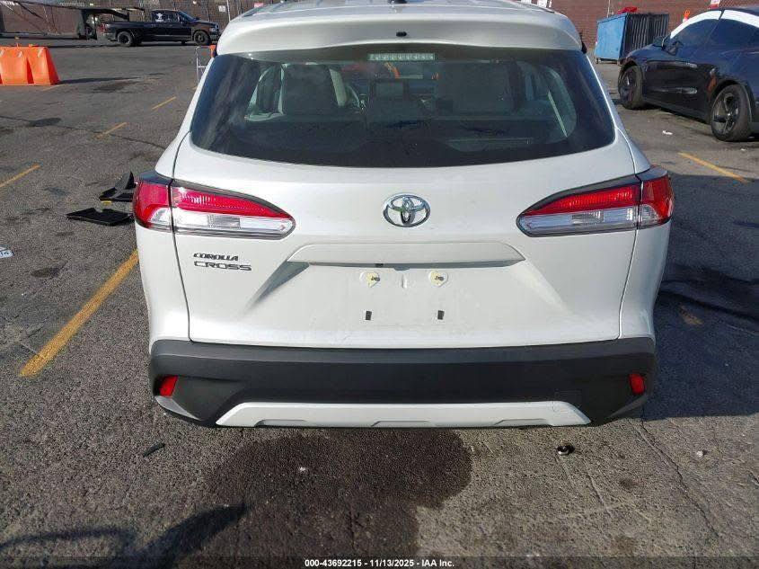 مزاد الإثنين 05-01-2026 
نوع السيارة : TOYOTA COROLLA CROSS LE 2025
📌يمكن ادخالها على كتاب ذوي الشهداء📌
عداد المسافة : 4623 mi  
حجم المحرك: 4 سلندر 2.0
ناقل الحركة : اوتوماتك
الضرر كما موضح بالصور
✅للمزايدة على السيارة الموجودة في المنشور يرجى الحضور الى مكتب الجزيرة في الساعة الخامسة عصرا.
عنوان المكتب : موصل - الفيصلية -قرب مديرية المرور 
أو الاتصال على الارقام التالية👇👇👇
       ***********  ........  ***********  
       ***********  ........  ***********
الفرع  الثاني:
 جنوب الموصل معرض الحاج خالد اللجي: ***********
