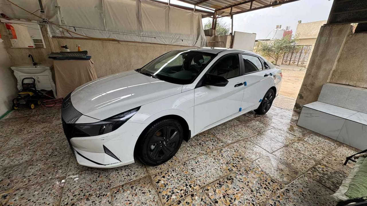 للبيع او مراوس بسياره عاليه النترا 2022 خليجي 
مكينه 1600
بيها طخه بنيد 
مكينه حداده تخم تاير جديد
بيها طخه بلبنيد وباقي كفاله
*********** البصرة, العراق
