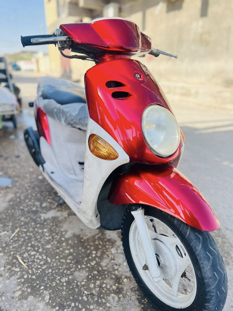 السلام عليكم دراجة فله لبيع  كفاله اي نقص مابيه  رقم الهاتف ***********
