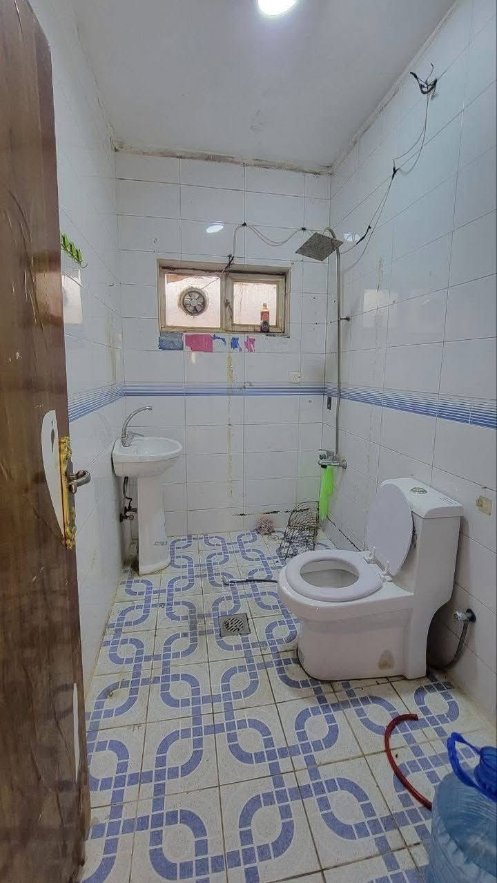 🏡✨ فرصة مميزة للإيجار في السيدية ✨🏡
🔹 شقة للإيجار 130 متر – طابق ثاني

🔹 تحتوي على:

🛏️ غرفتين نوم

🍳 مطبخ

🛋️ صالة

🚿 خدمات

🌤️ سطح

💰 بدل الإيجار: 550 ألف 

📍 موقع مناسب وسكن

للاسـتفسـار الاتـصال علـى الارقـام التـاليه  او زيـاره مكـتب عبدالله الرفيـعي السيـديه_شارع الضـباط_ مقابل مجـمع لحـوم جويـلي 

#مكتب-عبدالله-الرفيعي

***********

‏‭0770 010 5930‬

‭+964 770 712 2380‬

━━━━━━━━━━━━━━━

#بيت #عقارات #منزل #بيع #وساطة_عقارية

#شركة #سيدية #بغداد #عراق

#عقارات_السيدية

#عقارات_الكرخ #ايجار_تجاري

#بنايات_سكنية

#عقارات_القادسية #عقارات_اليرموك #عقارات_المنصور

#عقارات_الحارثية #عقارات_الكاظمية #عقارات_الاعظمية

#عقارات_العطيفية #عقارات_حي_الجامعة

- [ ]
