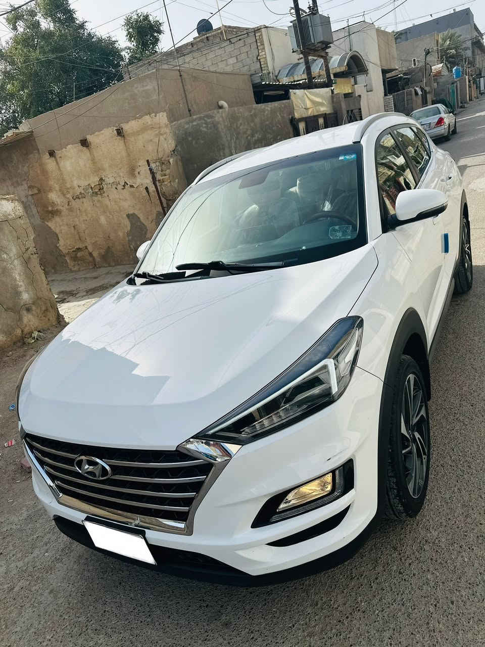 للجناي فقط 

توسان خليجي موديل 2019 كفاله عامه 

من صبغ وضربه وبارد وتكحيل وحالوب 

رقم بغداد - رقم وسنويه جدد تحويل مباشر 

ماشيه 60 كم حقيقي شرط الفحص 

مواصفات فول عده البنوراما  

مكان السياره بغداد 

السعر 200 وبيها مجال 

*********** 

اتصال او واتساب
