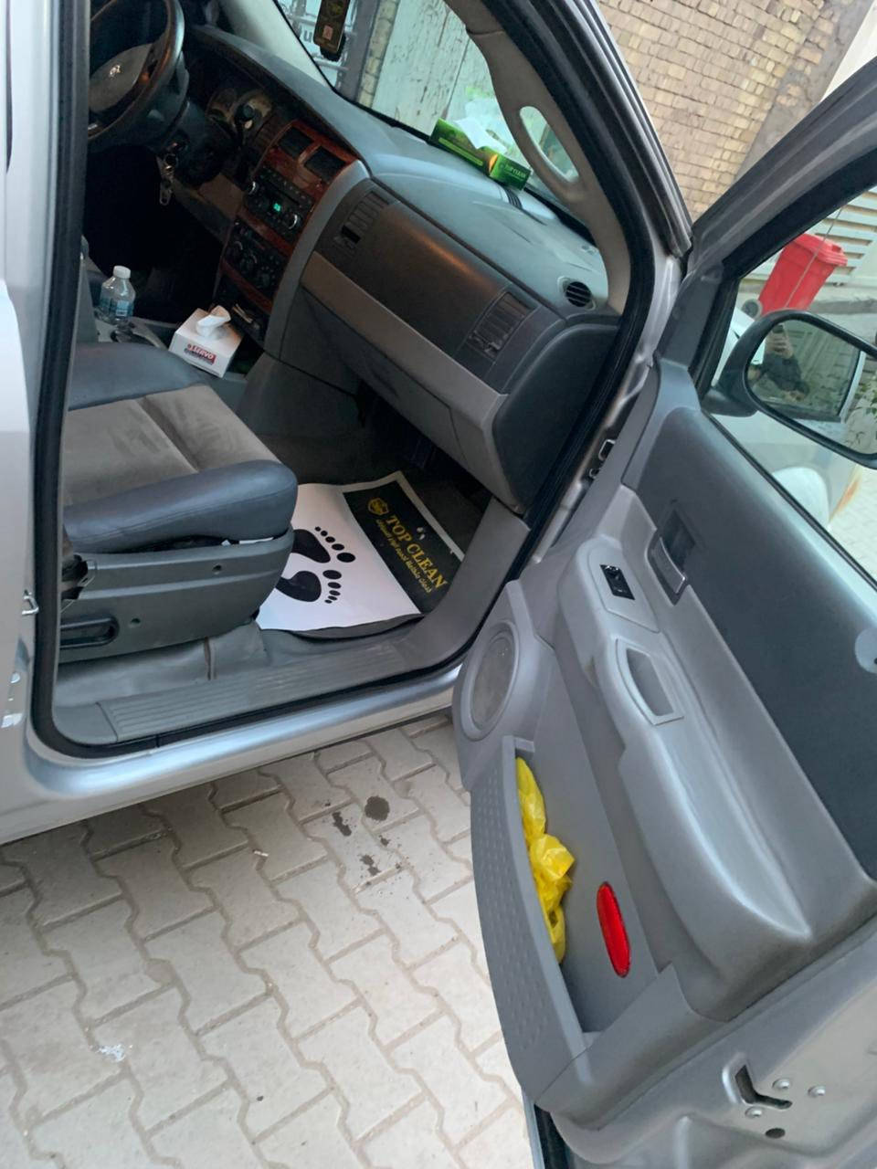 سلام عليكم
سيارة للبيع 
دوج دورنكو 2008 SLT
محرك وكير جديدات خير من الله 🧿
محرك6سلندر 3700
الداخل جديد الارضية جلد جديد 
سيارة رقمها بغداد (الانكليزي) وهزة بشهر السابع الماضي
شرط تحويل ثاني يوم 
الون رصاصي السيارة مصبوغة (حزام)
السيارة خير من الله 🧿
السعر 95 وبيها مجال للطيبين 
الرقم ***********
