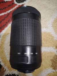 #للبيع_زوم_نيكون 70/300 السعر 125 وبيه مجال للتواصل 07875526116
