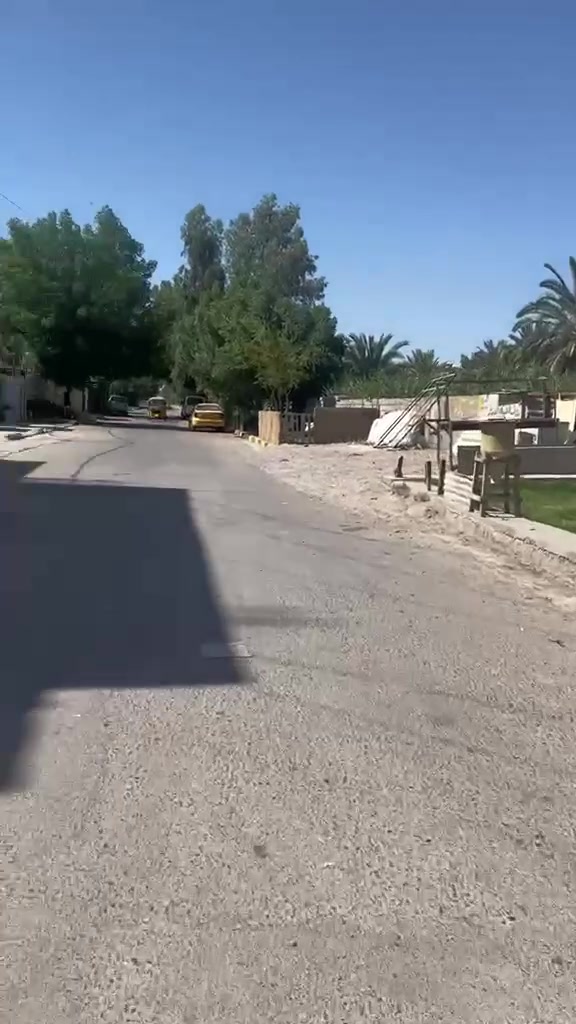السلام عليكم. 
بيت مساحه 230 م زراعي 25 الشارع الغربي فرع محمد الصافي  مسجل في طابو الكاظمية..شارع كله تشجير وخدماته كامله ويعتبر اول شارع زراعي من جهة أم نجم والفلاحات.وأسعار بيوت هذا الشارع مليون للمتر الواحد سعرنا بيه مجال للمشتري......ت *********** وكذلك الخاص والواتساب مفتوح .
.
