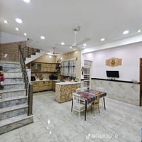 دار للبيع قطاع ٣٠ بظهر السايدين مقابيل الروضة  الرياحين مساحة ٢٢٥ متر ...
