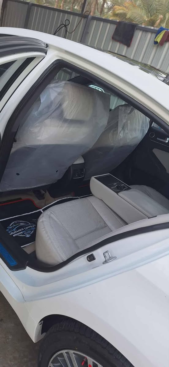 السلام عليكم
كادينزا 2012 خليجي فول محرك 3.5 السونار مرفق مواصفات معروفه السعر 125 مكان السياره كربلاء ***********
