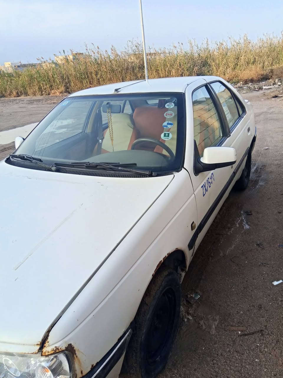 بيجو 405 موديل 2014 بصره سنويه 2029  رقم انكليزي  بسمي كير ومحرك  خير من الله تبريد  مابي شي يشتغل  حداديه نص عمر  بيها ضريه بصندوك    وباقي مثل ما بصورة  السعر 35  وبيها مجال  العنوان البصره شط العرب الفيحاء     ***********
