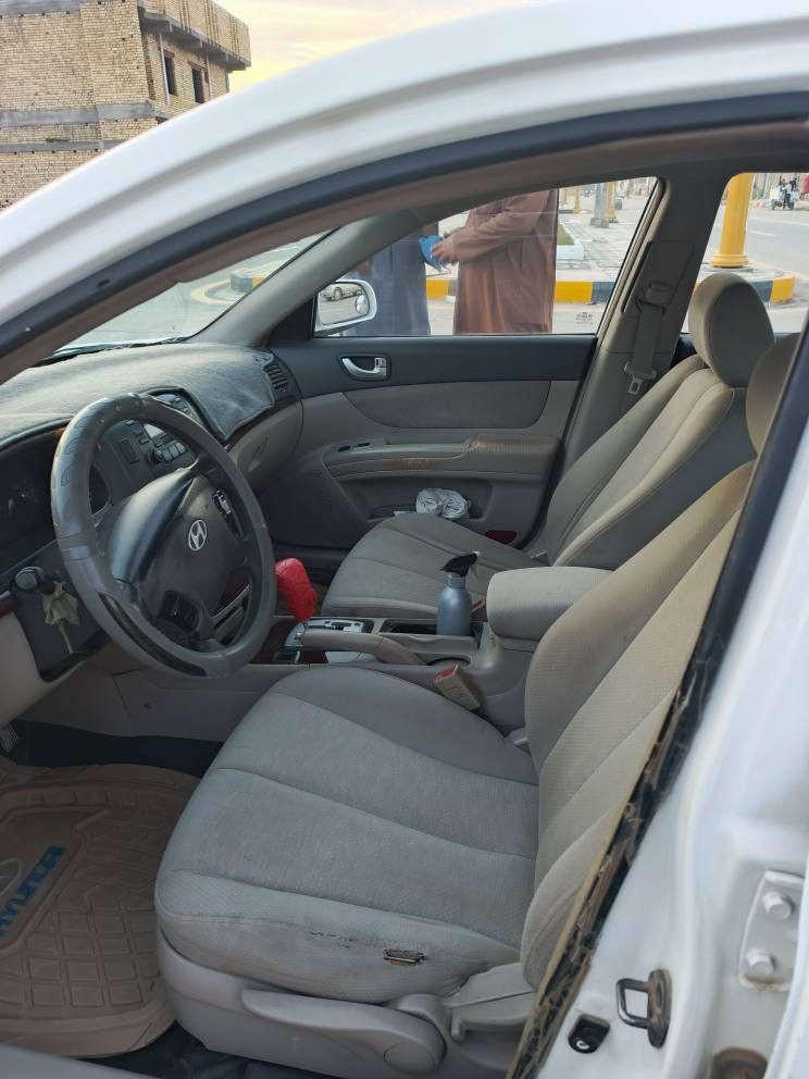 للبيع سوناتا موديل 2007 خليجي مصبوغه عام مكفولة من الانقلاب جاهزه من كل شيء اباسمي تحويل مباشر مكان السياره الناصريه السعر 98 ورقه للاستفسار ت *********** ناصرية, ذي قار
