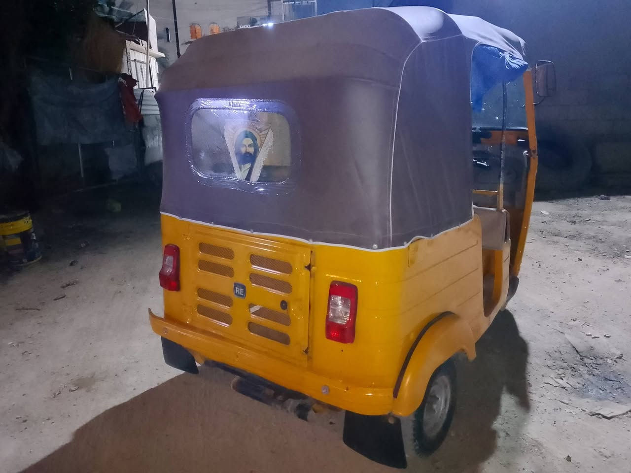 تيك تيك 2018 صفراء قاعيات بلاديه تك تك صبغ عام بدون ضربه ماكينه خير من الله كهربائياته مكان بغداد مدينه الصدر السعر 4.5 *********** التيك توك اوراق
