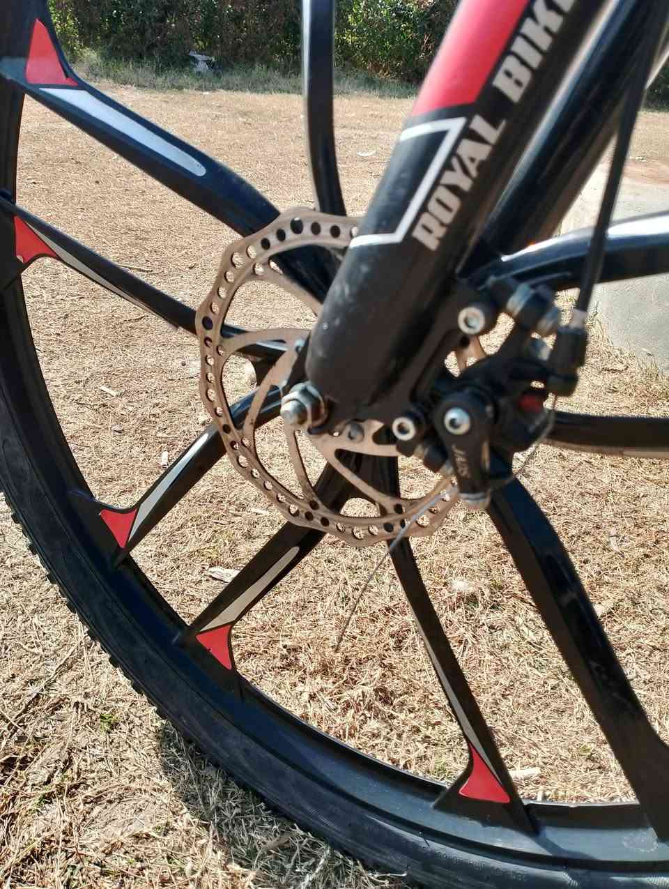 السلام عليكم
جبلي للبيع نضيف جدا مابي اي مشكلة دبلات شغاله بريكات تايرات كله شغال.مكان بغداد السعر 100وبي مجال للشراي


**إذا كنت صاحب هذا الإعلان وتريد حذفه لأي سبب، رجاءا أرسل رسالة إلى الدعم الفني**