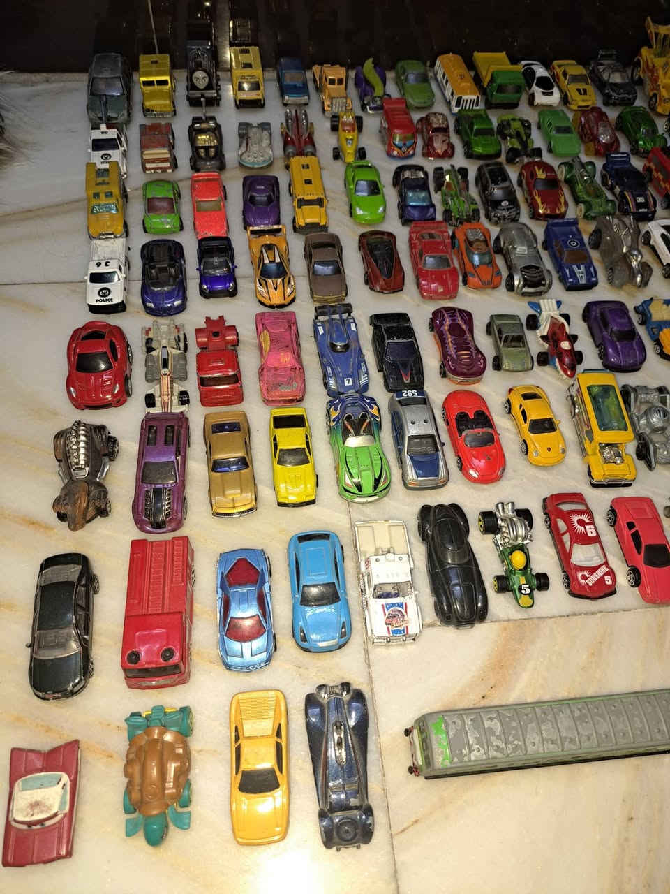 شلعة سيارات عدد(١٤٥) سيارة
فقط ب٦٥ مع التوصيل 
للحجز ***********
