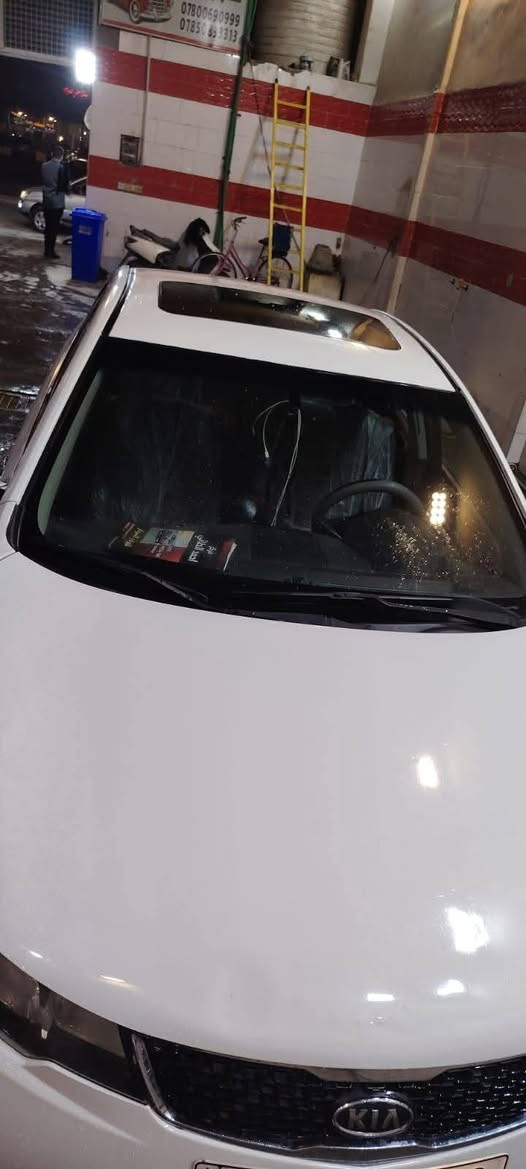 يالله السلام عليكم
كيا فورتي موديل ١٣
امريكي حادث جاملغ وبنيد
 بدون دواخل تغير لون من اسود الى ابيض
معروضه ٩٢ بيها مجال حك الجيه
مكان السيارة نجف للتواصل
 ***********
