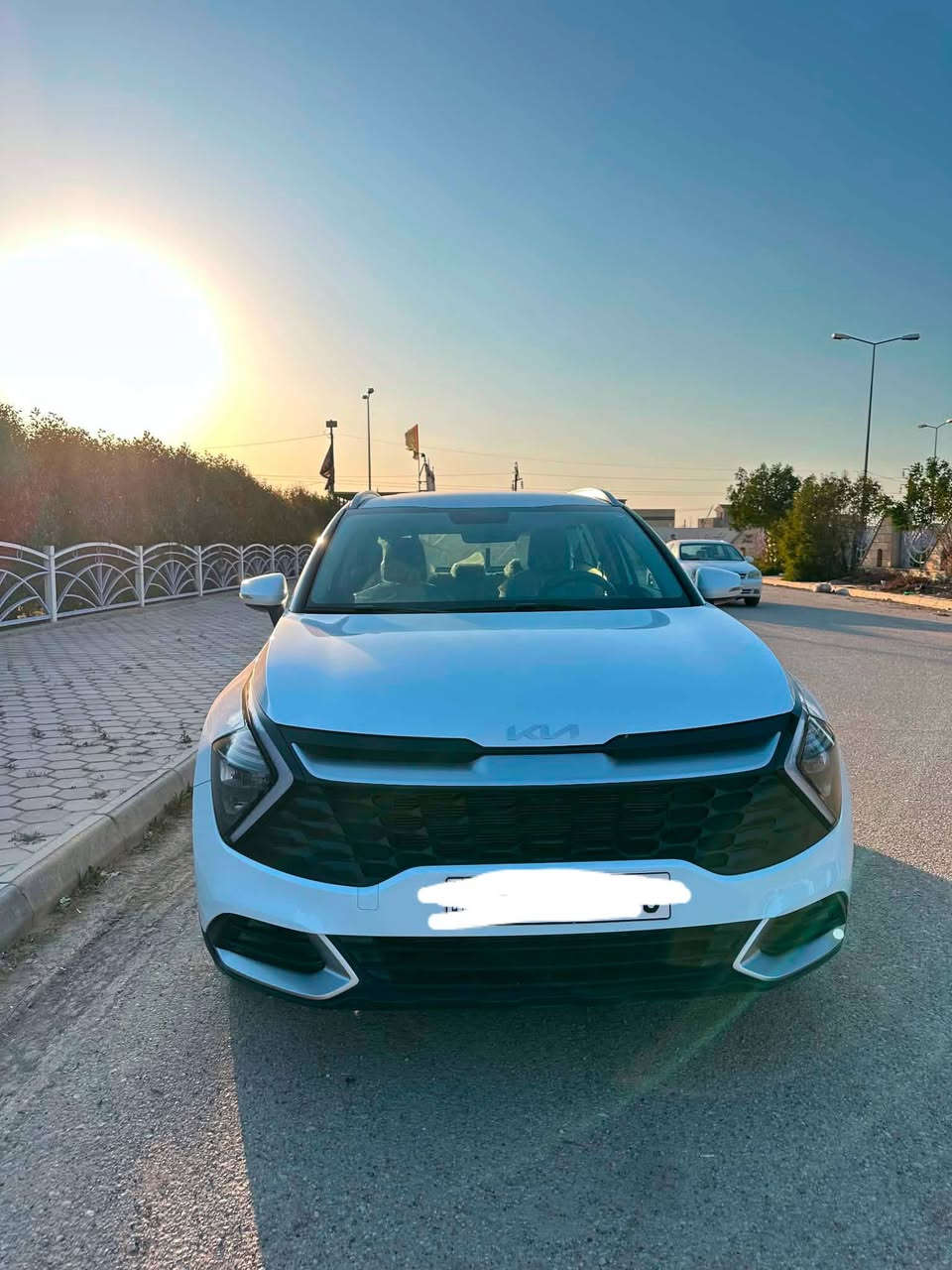 للبيع كيا سبورتاج 2023 خليجي 🇰🇷🤍
لون أبيض / داخلية أسود كامل / سقف حديد / بصمة تشغيل ودخول / رقم أربيل / مكفولة
ماشية 18,500 فقط ✨
استعمال مرتب وخفيف، السيارة نظيفة نظافة “تركب وتمشي” وما تحتاج فلس 👍
المواصفات:
بصمة
سقف
كامرة
شاشة
حساسات
تبريد ثلج ❄️
جنوط
إنارة LED
مكان السيارة واسط


**إذا كنت صاحب هذا الإعلان وتريد حذفه لأي سبب، رجاءا أرسل رسالة إلى الدعم الفني**