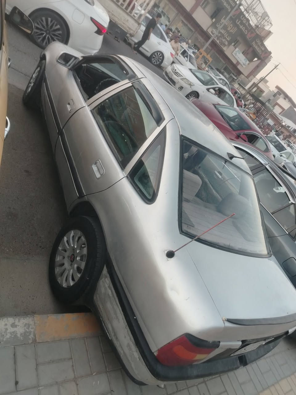 سلام عليكم اوبل فكترة موديل 89محرك بي بخار كير جديد كهربائيات كله شغاله السعر20وبيه مجال حك الجيه مكان السياره الفوجه الصقلاويه الهاتف ***********////***********
