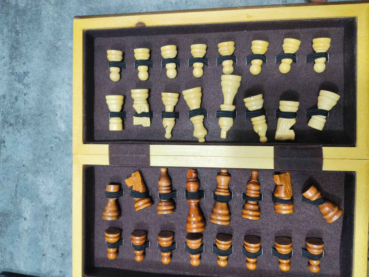 شطرنج صاج 
60 الف


**إذا كنت صاحب هذا الإعلان وتريد حذفه لأي سبب، رجاءا أرسل رسالة إلى الدعم الفني**