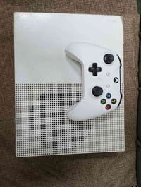 اكسبوكس وان اس • ٢٥٠GB • يد اصلية