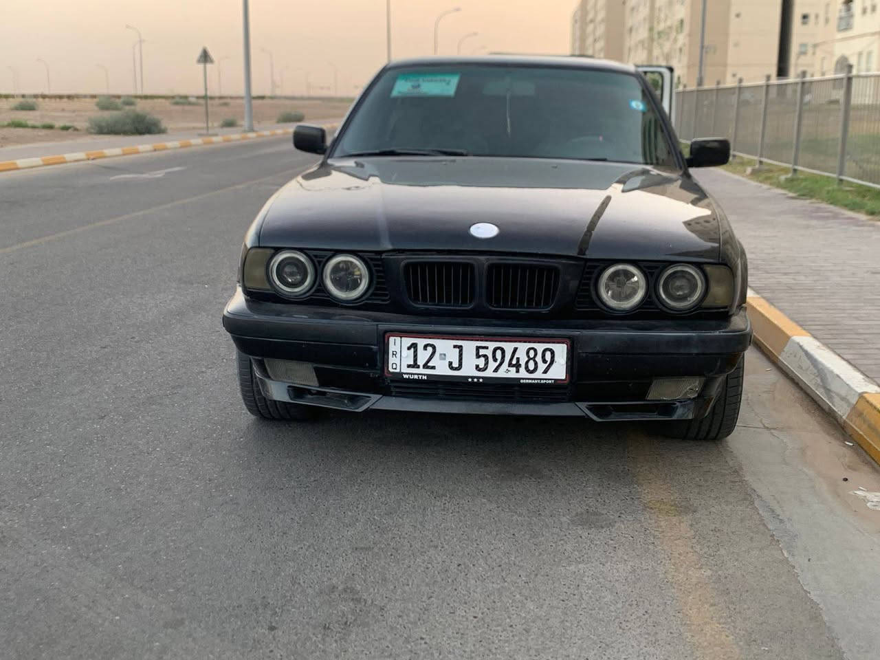 من رخصت الاخ الطيب الادمن
مراوس بهمر والفرق اقساط
BMW 540i 8 سلندر موديل 1993
معروفة بالمواصفات
كير اوتوماتيك كشنات جلد اسود اللون تبريد خير من الله مكفوله من كير ومحرك وبدي مصبوغة عام للجمالية سيارة بأسمي رقم نينوي مشروع وطني مكاني بغداد الدورة
فون (***********) ذوالفقار
