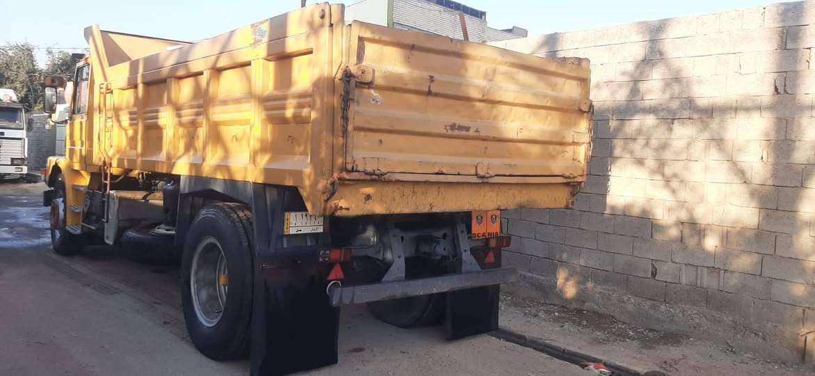 سكانيه ١١٢ للبيع موديل ٨٦ مكينه ١٢ ونص خير من الله وكير ٥×٥ تايرات تخم ٢٤ كدام جوبلس والوره ابو الطوك سياره جاهزه للشغل رقم انبار مشروع وطني ومداور وين ما تريد ولسنويه نافذه السعر ٢٢ وبي مجال للستفسار اكثر
***********
***********
