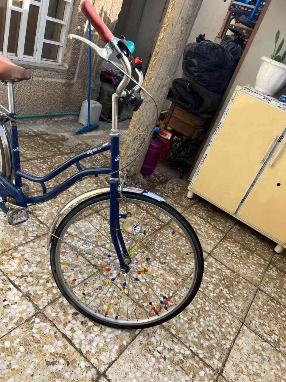 السلام عليكم للبيع حجم ٢٧نظافه ٩٠ على وضع الشركه باله المكان  بغداد ألشعب السعر ١١٠رقمي ***********
