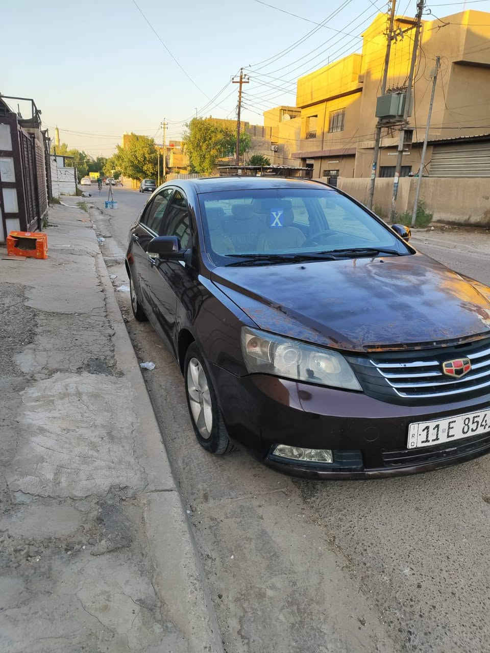 جيلي ام گراد ٢٠١٣ مكفولة من الصبغ والضربه فقط البنيد بي جراد مكينه مكفوله صدر تخم تاير بيها خلل بالگير فقط رقم بغداد دولي بسمي السعر ٤٣ بيها مجال بسيط للاستفسار *********** بغداد حي الرساله الثانيه
