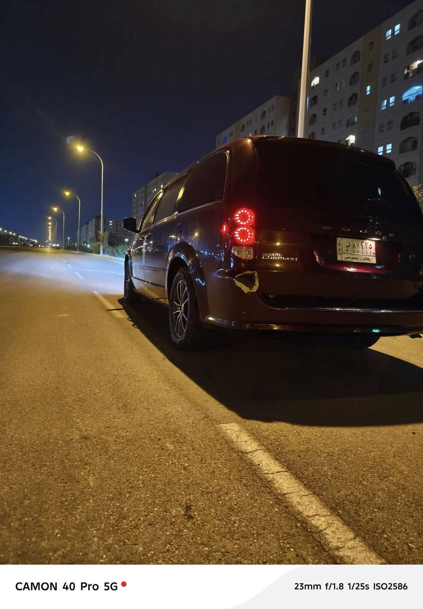 دوج كرفان موديل: 2017

الفئة: sxt

📄 السيارة رقم بغداد 

🔹 السياره كلين تايتل 

🚗 المواصفات:

 • محرك 6 سلندر 3600

 • كشنات جلد

 • كراسي كهرباء

 • حساسات إطارات

 • نظام فرامل ABS

 • كاميرا خلفية

 • جام 6كهرباء

• ⁠• كشنات بلع

•بيبان + جنطه كهربائي

 • 3 قطع تبريد

 • 5 ويل كب كروم 
 •بيها بابين كلير فقط 
السونار موجود 
💰 السعر:165 ورقة وبية مجال 

📞 للاستفسار:
***********
مكاني بغداد
