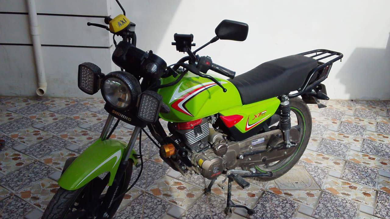 دراجة شاينك  موديل 2023 مستخدمة شهر. دراجة  جديدة. مثل ما بالصور.  مسجلة. وتحويل ثاني يوم  سعر مليونين و200وبيهة مجال بسيطط
رجاءا رجاءا الي مو شراي لا يكسر بحلال العالم والي شراي ويريد. يتصل  وبي خير ويدلل.  والسوك بي اشكال والوان. ورجاءا لا احد  يكسر بحلال العالم  والمو شراي لا يتعبني رجاءا غير متواجد على الفيس. الاتصال على الرقم ***********
