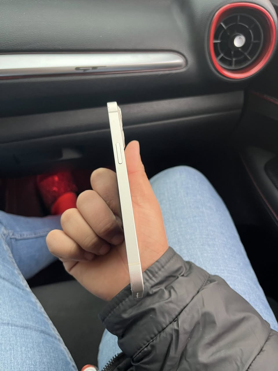 السلام عليكم
ايفون 13 عادي 

لون ابيض 

بطارية 88 

ذاكرة 128

نموذج Mتك سيم

السعر 430 وبي مجال 

العنوان:موصل حي المزارع مقابل مستشفى السلام

للاستفسار ***********

قليل متواجد ماسنجر
