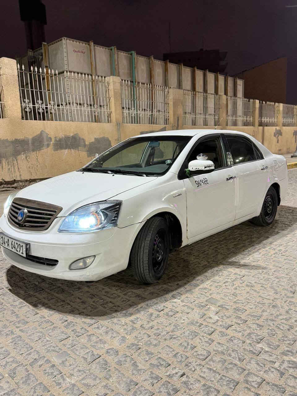 سلام👋عليكم سعرهه 55...... اقراء تفاصيل #البصره جيلي موبل  مديل ١٢ كير عادي  مكينه كفاله كير بي فقط نمره ٣بيهه غراه مرات   لايت زنون عالي ناصي بدي فقط هلالت مصلحه بيهه بارد بل باب سايق باقي كفاله كير مكينه كهربيات تبريد جاهزه من كلشي جديده معنه كلمه مال بيت كامره وشاشه هم بيهه مكاني بصره معقل. راعيهه صديقي هم ***********
