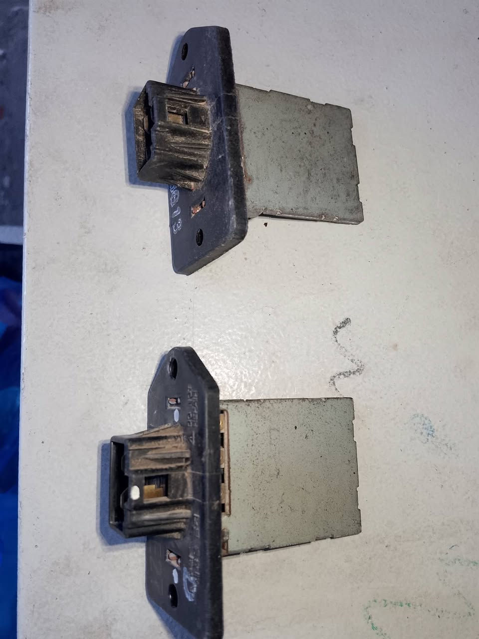 ثرموستات تبريد  اصلية سعر القطعة 15 الف توصيل موجود بغداد والمحافظات


**إذا كنت صاحب هذا الإعلان وتريد حذفه لأي سبب، رجاءا أرسل رسالة إلى الدعم الفني**