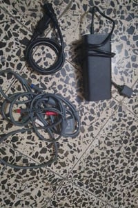 XBOX  360   شغال نظيف كامل  هارد  320GВ