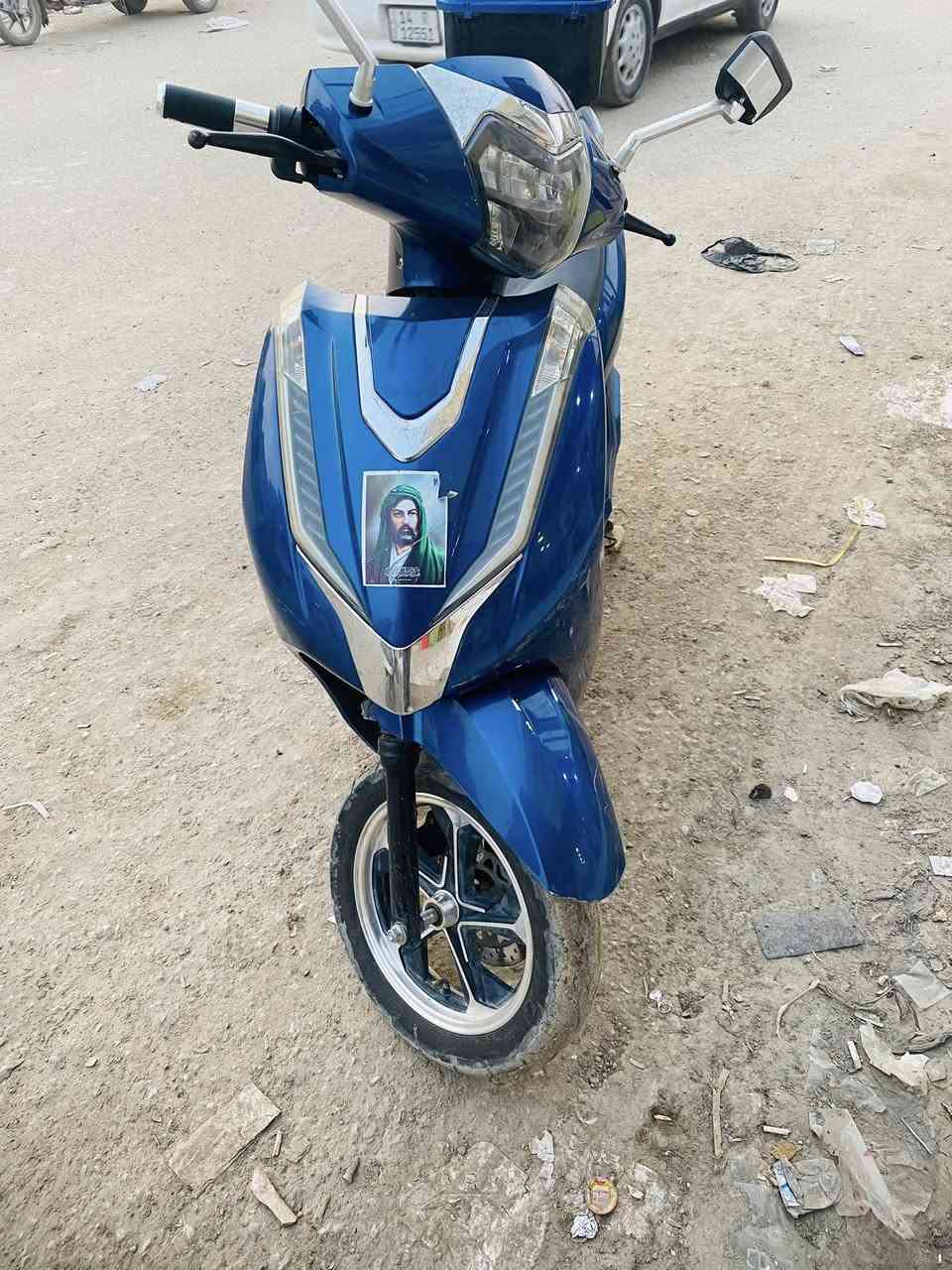 السلام عليكم دراجه شحن للبيع كامله مكمله لايتات اشاير بك لايت ويل نجمه كدام مسجل بيها وشحنها يدوم 3 ايام دراجه حُـلووهہ ونضيفه وخير من الله سعر الجديده مالتها ب1150 واسال وشوف 
رايدينها ب750 وبيها مجال قليل 
عنوان ناصريه مركز 
***********
