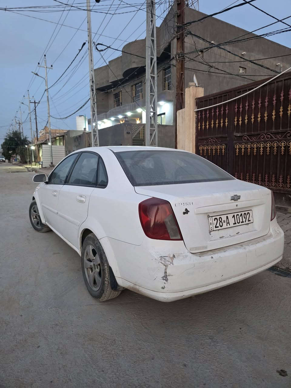 اوبترا ٢٠٠٦ بيها جاملغ مبدل صبغ نص 
بدون اي دواخل 
مكينه كير كلشي فول 
شويتر محور يعني تنسه تفتح بنيد 
لايتات جدد الزنون الاصلي 
ضفيرة كير جديد
ضفيرة مكينة جديده 
حدادية ٥٠٪ 
غرفتها جلد اسود ورصاصي جلد مطقم مع دواخل
***********
سعر ٦٢ وبيها مجال
