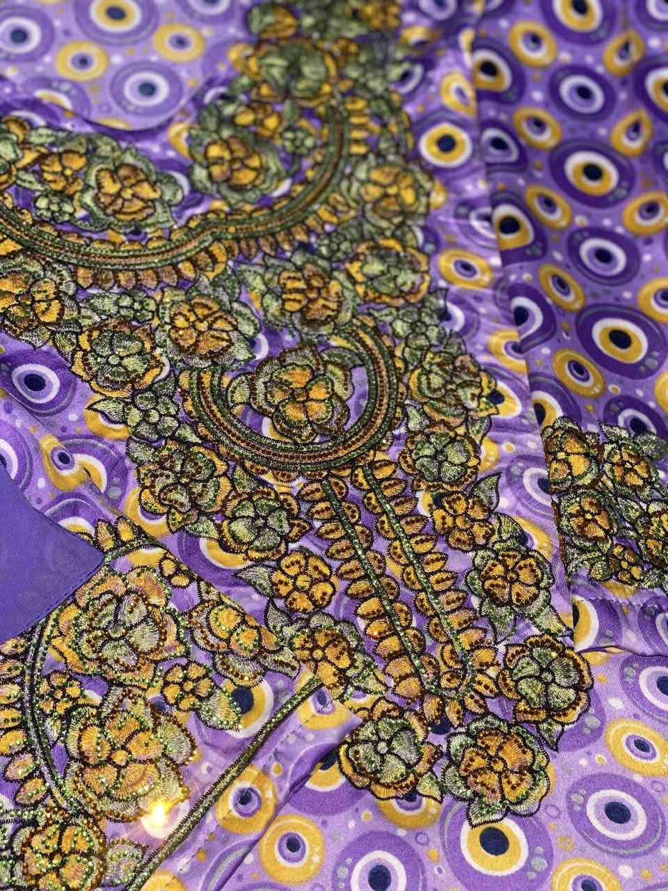 مخاوير مخيطه وجاهزه مع شالاتها وباسعار جوه السوك متوفر بس مفرد ماكو جمله  قماش حرير اندنوسي

*********** 
استفسار ع الرقم هذا
