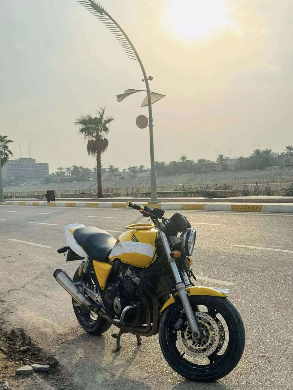 دراجه سبي فور 400
جيل اول 16ولف

  وراق أصولي دراجه مكفوله كفاله عامه

 اول وثاني وثالث  بطناش 

 مكينه وكير كفاله دراجه بلاديه كله برغي مابيه نقص نضافته  كدامك صورة كهرباياته كله شغاله لايت بك لايت  دشبول كله شغال  صالنصه رياضي صوت رعيد  فصله نار

 تايرات جدد التانكي زلال عليهة ادامه كامله 

معدل ١٨٠ شرط  نكره بكل وقت مكان دراجه  ديالئ بعقوبه

السعر 1400يعني مليون وربعميه وبيهة مجال

وبيهة مجال ذا شراي 

مكاني بعقوبه تقاطع الوثبه
 
***********
