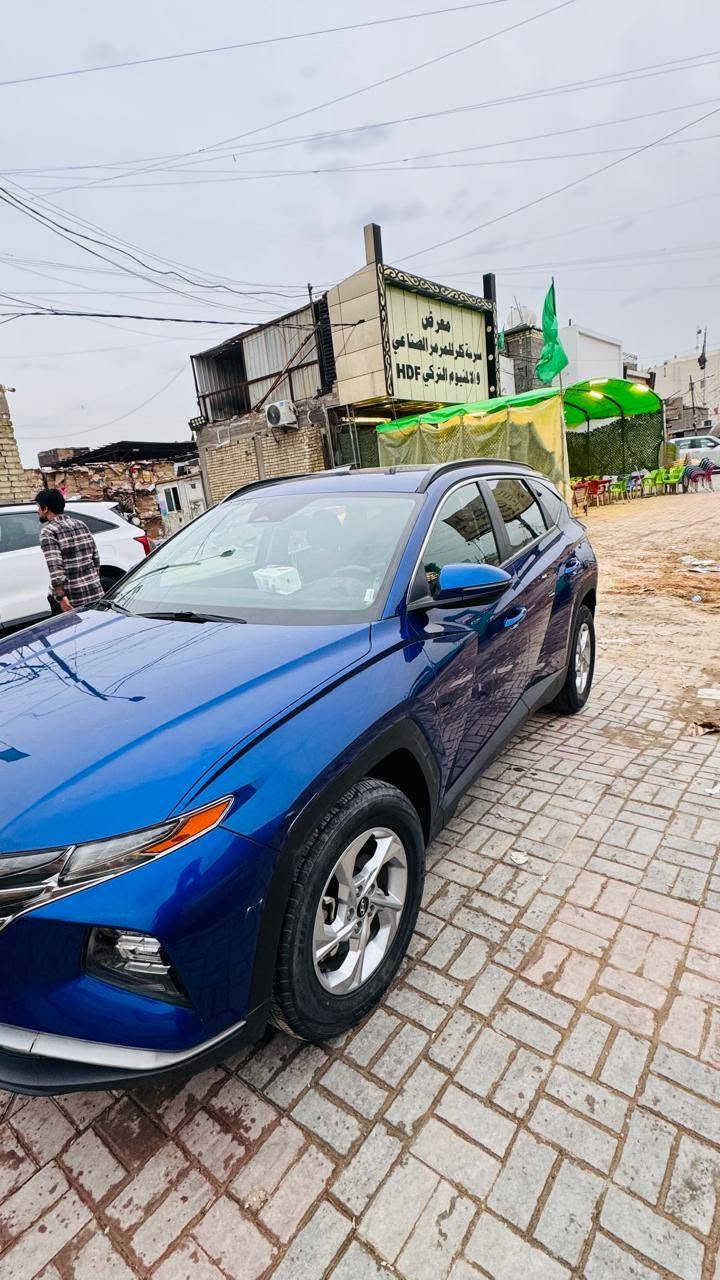 سلام عليكم توسان امريكي  23 فول عده لفتحه
سياره ليبل واحد فقط قبق جنطه مبدل 

بسمي مكاني بغداد 

السعر 165 وبيه مجال 
‎***********
