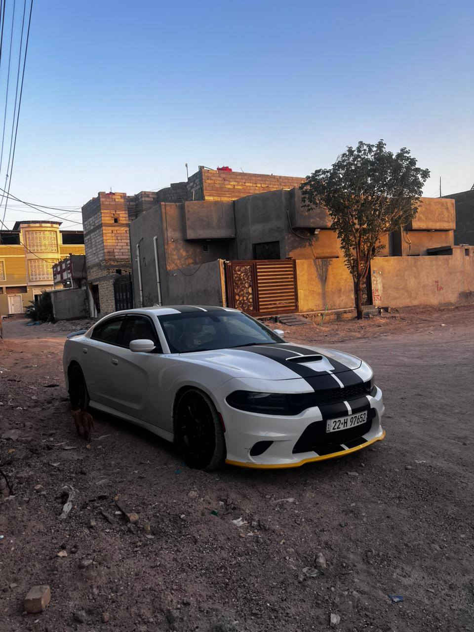 السلام عليكم من رخصه الادمن جارجر 6400 سكات باك  سياره رقم أربيل محرك كفاله كير كفاله سياره حلوه جديده حادثه من امريكا جاملغ وبنيد بدون لغد ولا شاصي السياره ماشيه 48  ميل بدون فتحه  بأسمي سياره مكانه البصره  بيع او مراوس ***********
