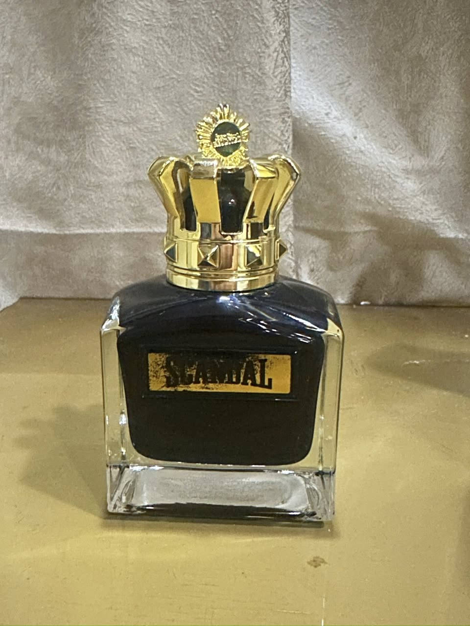 السلام عليكم 🫡 
عطور مستخدمه للبيع احبائي 💕


**إذا كنت صاحب هذا الإعلان وتريد حذفه لأي سبب، رجاءا أرسل رسالة إلى الدعم الفني**