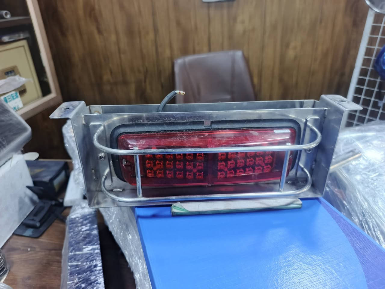 بسم الله الرحمن الرحيم
على بركت الله تم وصول ادوات وارد يابان هينو فوسه كنتر نيسان ازوزا بغداد جرف النداف داخل كراج الرسول
‏‪***********‬‏ (حجي علي)
